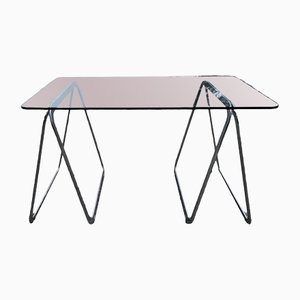 Mesa con tablero de cristal templado y patas cromadas, Italia, 1990