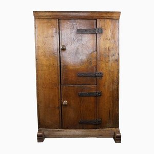 Antique 17th-Century Spindle Cupboard