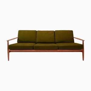 Canapé Vintage dans le style de Hans J. Wegner
