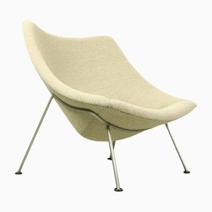 Vintage Oyster Lounge Chair in Boucle Fabric by Pierre Paulin for Artifort