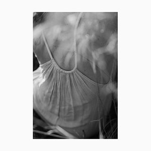 Natalya Sergeeva, detalles abstractos del cuerpo humano, marco blanco y negro, foco suave, papel fotográfico