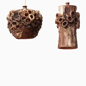 Lámparas colgantes brutalistas esféricas y cilíndricas de cerámica de Bodil Marie Nielsen, Dinamarca, década de 1060. Juego de 2