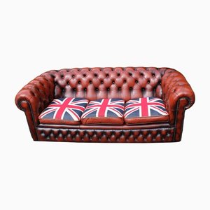 3-Seater Red Leather Chesterfield Sofa with Union Jack Cushions, 1960s