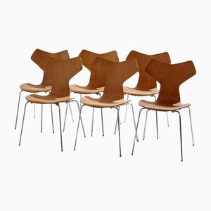 Grand Prix 3130 Chair by Arne Jacobsen for Fritz Hansen