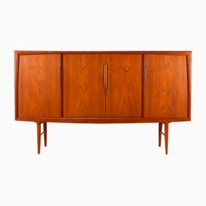 Credenza alta moderna in teak di Gunni Omann per Aco Furniture, Danimarca, anni '60