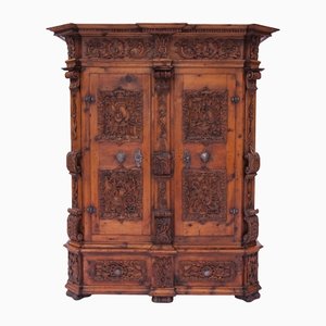 Baroque Pine Wood State Cabinet