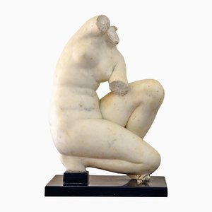 Fragment of Venus, Grand Tour, Early 19th-Century, Marble