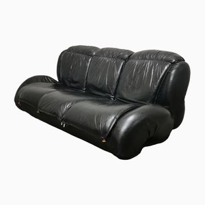 Curved Sofa in Black Leather in the Style of Afra and Tobia Scarpa, Italy, 1970s