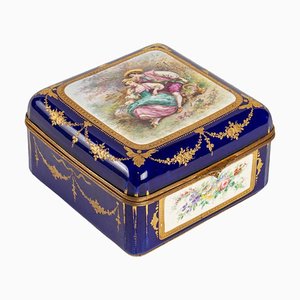 19th Century Blue Porcelain Box