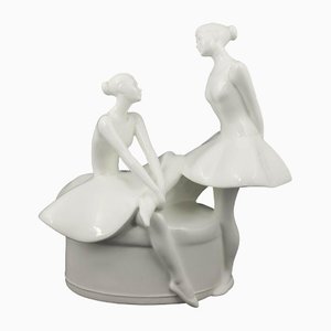 Ballerinas HN 3827 Ceramic Figurine from Royal Doulton