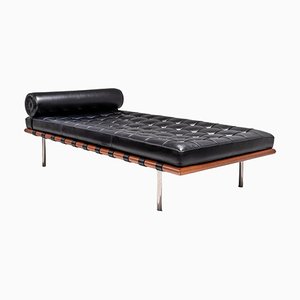 Barcelona Daybed by Ludwig Mies Van Der Rohe for Knoll International