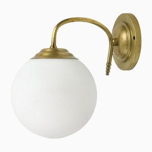 Mid-Century Wall Lamp in Brass and Opaline