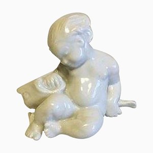 Figurina Blanc De Chine di bambino con pesce Bing & Grondahl