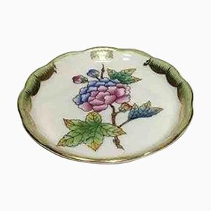 Mens Queen Victoria Green Round Dish 7562 / VBO from Herend