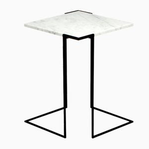 Tavolino GravitY in marmo di Carrara di Nicola Di froscia per DFdesignlab