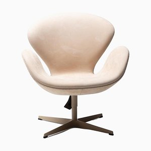 Vintage Swan Swivel Chair by Arne Jacobsen