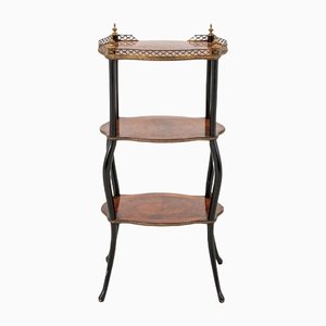 Antiker französischer Amboyna Etagere Beistelltisch, 1900er