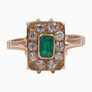 18k Yellow Gold Vintage Ring with Central Emerald and Diamonds 0.80ctw, 1970s