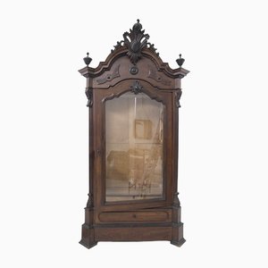 Mobiletto antico in legno di noce con vetro