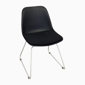 Chair with Trainee Base and Molded Polypropylene Shell from Tenzo