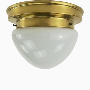 Lampada da soffitto viennese in vetro opalino
