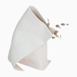 Sohoko Vase by Emmanuelle Roule
