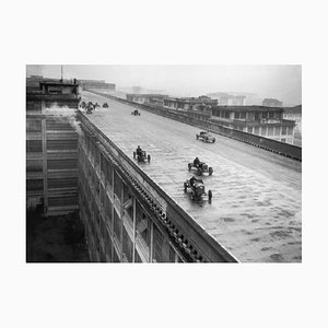 Fox Photos/Getty Images, Rooftop Racing, 1929, Black & White Photograph