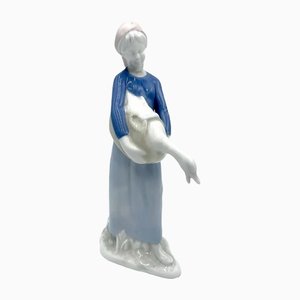 Figura de mujer con ganso de porcelana de Gerold Porzellan, Germany, años 80