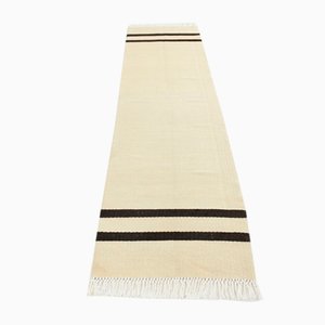 Alfombra de pasillo de cáñamo a rayas beige