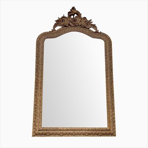 Antiker goldener Spiegel mit Front