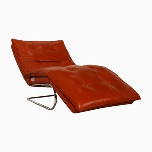Chaise longue Woow in pelle arancione di Willi Schillig