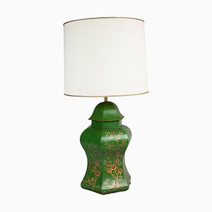 Grüne Lampe im chinesischen Stil von The Enchanted Home