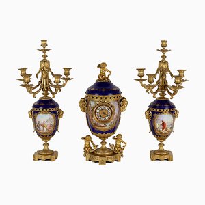 Set d'Horloge Triptyque Doré de Porcelaine de Sèvres, Set de 3
