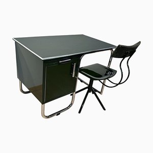 Deutscher Bauhaus Schreibtisch aus grün lackiertem Metall & Stahlrohr, 2er Set