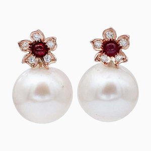 Boucles d'Oreilles Perles Blanches, Rubis, Diamants et Or Rose, Set de 2