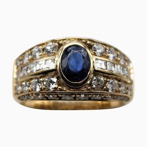 Ring in 18 Karat Yellow Gold with Sapphire and Diamonds