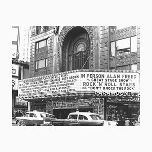 Michael Ochs Archives/Getty Images, Marquees Venues, 1939, Photograph