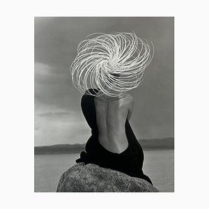 Herb Ritts, Female Fashion Zen Beach Hat, 2012, Heliogravüre Druck