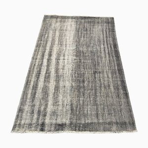 Alfombra Ombre sobreteñida en gris