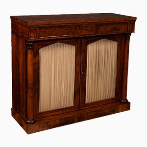 Credenza antica, Regno Unito