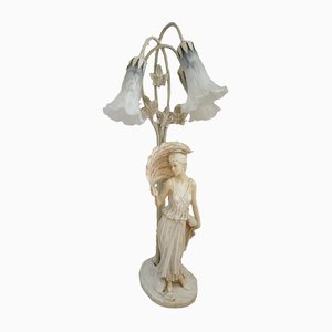 Antike Tischlampe mit Lady Figurine und Bluebell Lampenschirmen