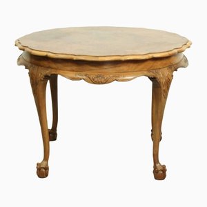 Grande Table Basse Mid-Century de Style Baroque avec Pieds Griffés et Plateau en Loupe de Bois