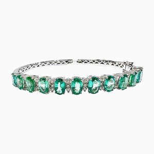 18ct White Gold Emerald & Diamond Bangle