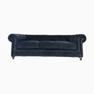 Universal Chesterfield Sofa in Black