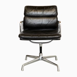 Chaise de Bureau EA 208 Softpad par Charles & Ray Eames pour Herman Miller