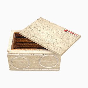 Caja decorativa italiana rectangular de travertino y corcho de Marble Art, años 70