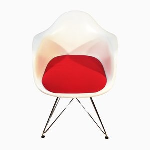 DAR Armlehnstuhl von Charles & Ray Eames für Vitra