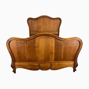 Antikes französisches Doppelbett aus geschnitztem Holz