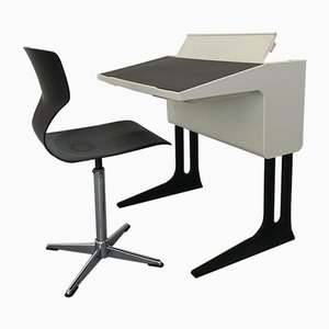 Space Age Children's Desk and Chair by Luigi Colani for Flötotto, Set of 2