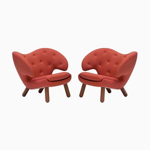 Red Kvadrat Remix Fabric Pelican Chairs by Finn Juhl for Design M, Set of 2